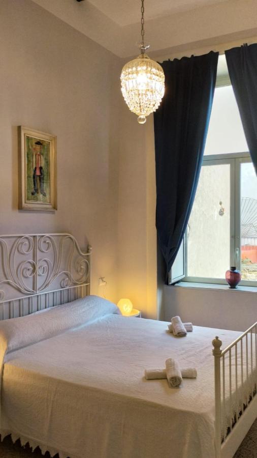 B&B Palazzo Carafa Di Montorio Napoli Bagian luar foto