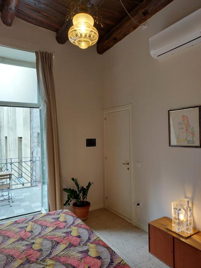 B&B Palazzo Carafa Di Montorio Napoli Bagian luar foto