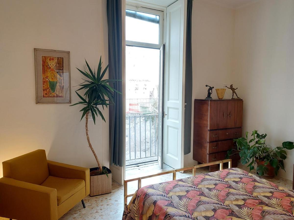 B&B Palazzo Carafa Di Montorio Napoli Bagian luar foto