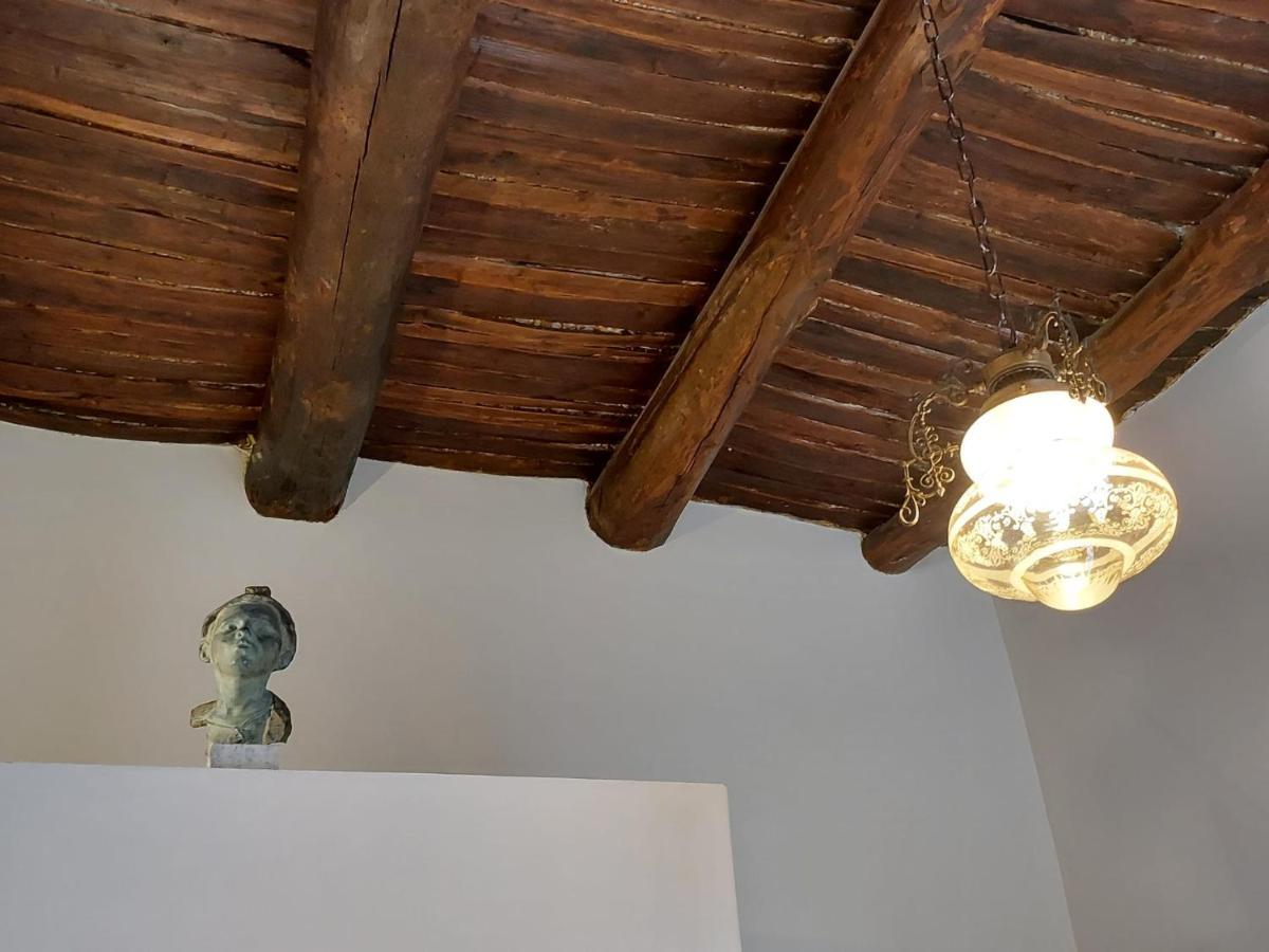 B&B Palazzo Carafa Di Montorio Napoli Bagian luar foto